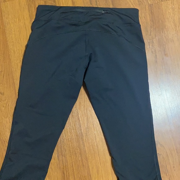 Nike dry fit cropped leggings - Picture 3 of 3